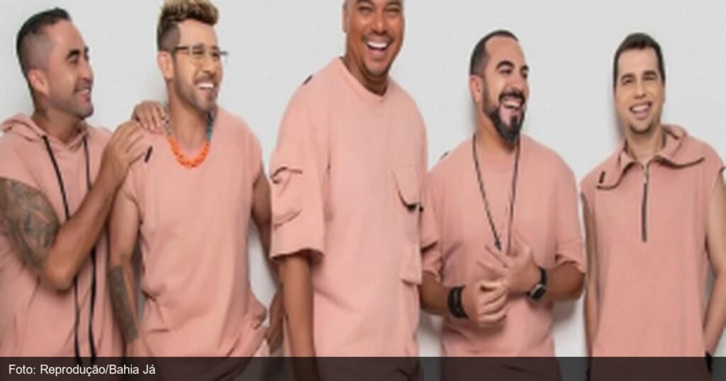 Sorriso Maroto na turnê Sorriso Eu Gosto no Pagode