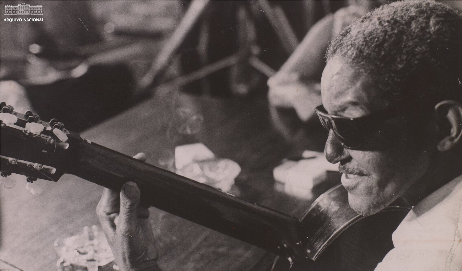 Cartola, fundador da Estação Primeira de Mangueira, em 1966