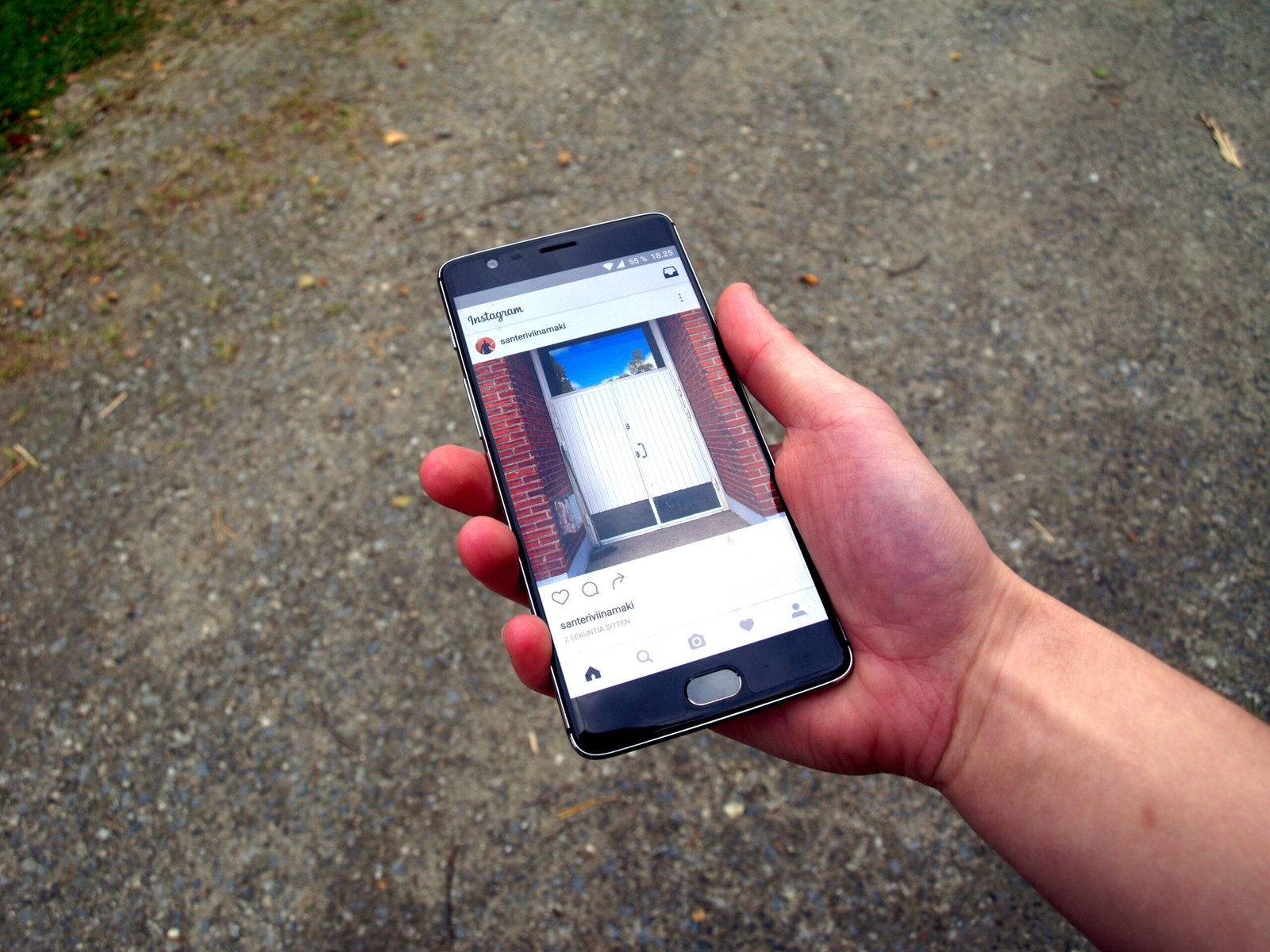 Aplicativo do Instagram aberto em um smartphone